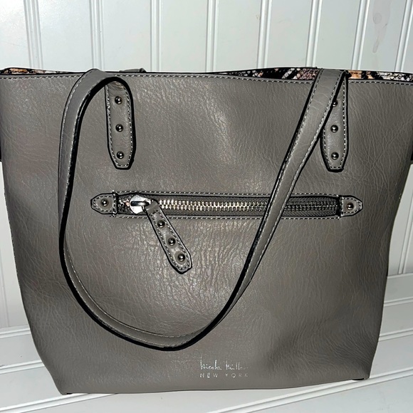 Nicole Miller Handbags - Nicole Miller gray shoulder bag